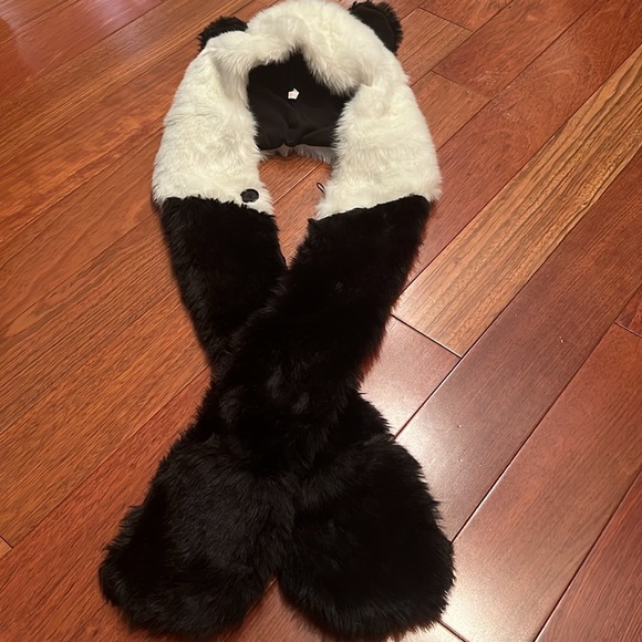 🐼 Panda 3 in 1 scarf hat and mittens! 🐼 - Picture 3 of 8